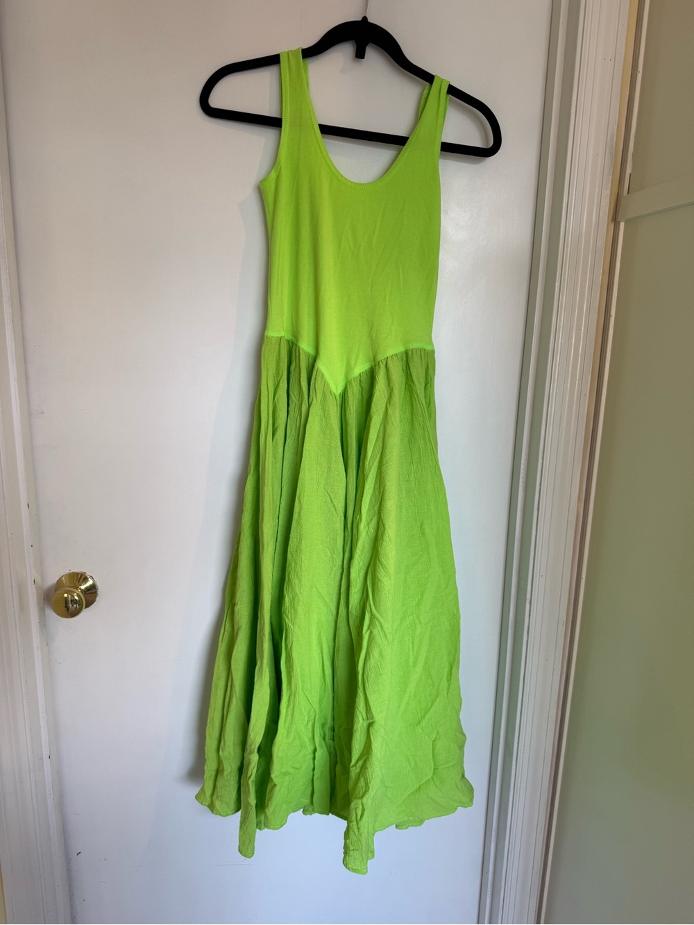 Vintage Lime Green Sleeveless midi Dress